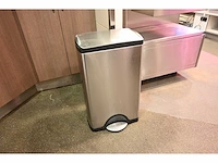 Simplehuman rvs pedaalemmer - afbeelding 1 van  3