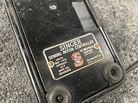 Singer - nostalgische naaimachine - afbeelding 15 van  36