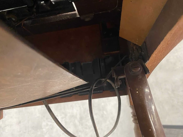 Singer - nostalgische naaimachine - afbeelding 18 van  36