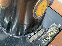 Singer - nostalgische naaimachine - afbeelding 35 van  36