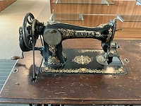 Singer naaimachine v.v. voetpedaal - afbeelding 5 van  7