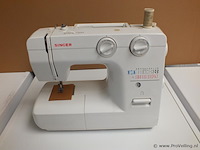 Singer naaimachine - afbeelding 1 van  2