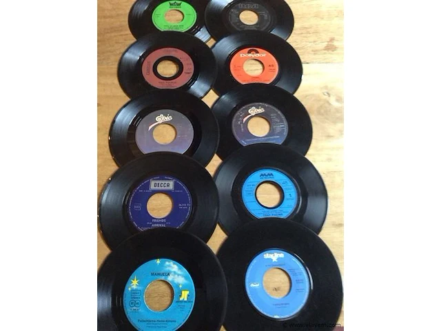 Singles divers ( zonder hoes ) - afbeelding 1 van  3