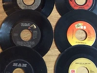 Singles divers ( zonder hoes ) - afbeelding 2 van  3
