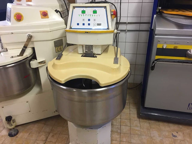 Sinmag - sm 60d - spiraalkneder - afbeelding 1 van  9