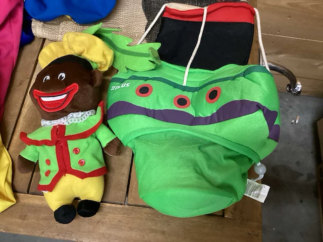 Sinterklaas kleding en accessoires - afbeelding 10 van  16