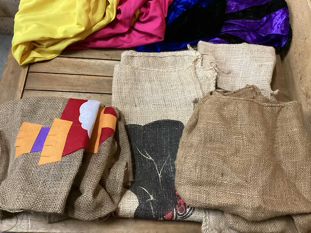 Sinterklaas kleding en accessoires - afbeelding 11 van  16
