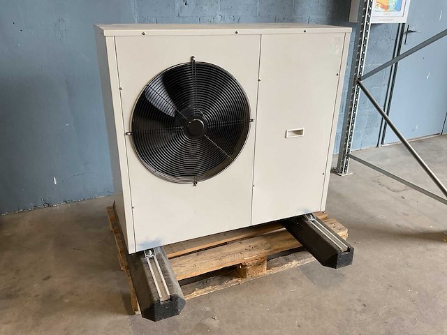 Sirac - lsq04rc - lucht-water warmtepomp buiten-unit - afbeelding 1 van  5