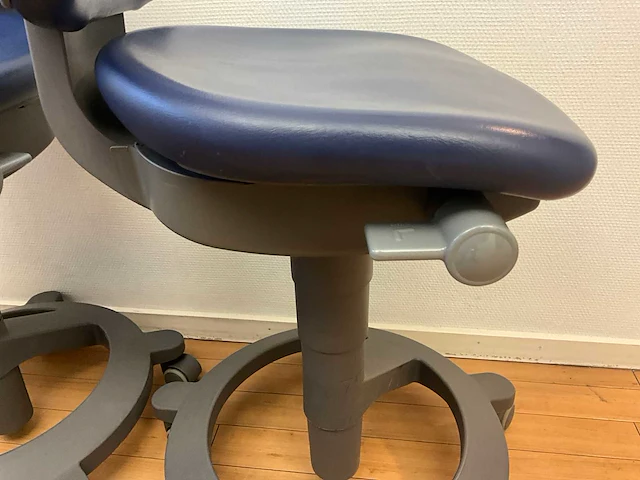 Sirona 37203 tabouret (2x) - afbeelding 3 van  5