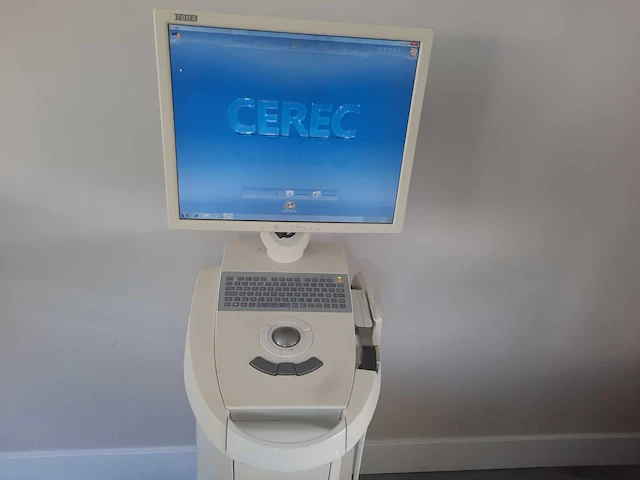 Sirona ac bluecam 6212166 - cerec - interorale scanner - 2011 - afbeelding 1 van  5