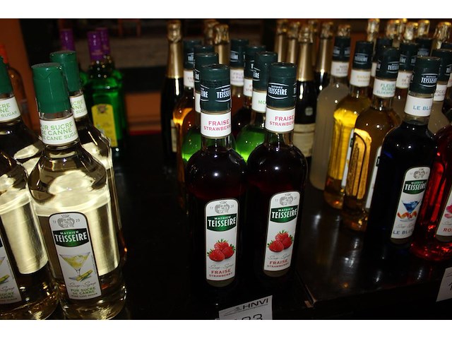 Siroop teisseire in diverse smaken 8 flessen. - afbeelding 1 van  2