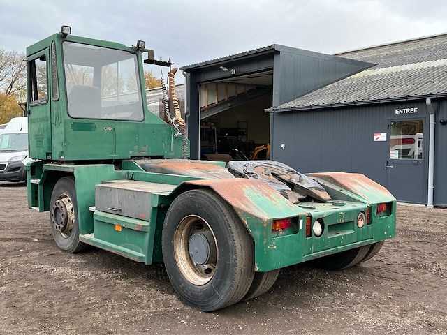 Sisu industriële trekker - afbeelding 29 van  32