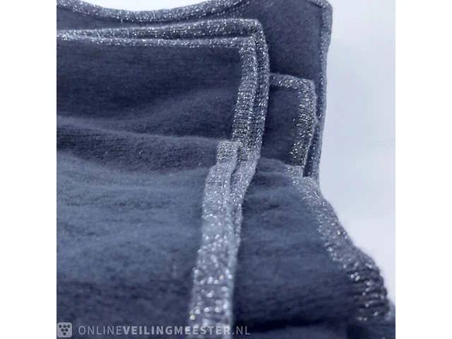 Sjaal chanel - afbeelding 5 van  6