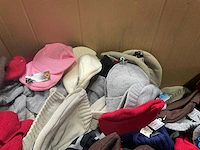 Sjaals en mutsen (300x) - afbeelding 5 van  10