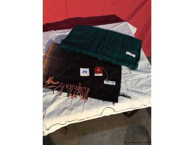Sjaals pashmina 2stuks (ongebruikt ) - afbeelding 1 van  4