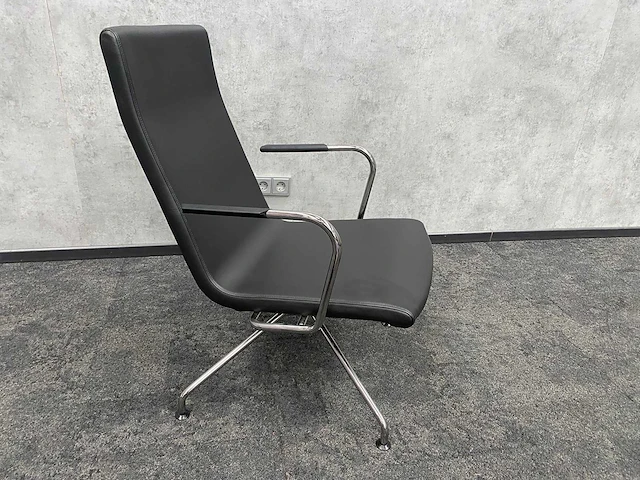 Skandiform - lederen design fauteuil - ongebruikt - afbeelding 3 van  13