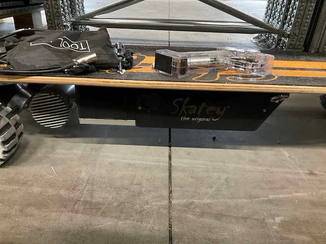 Skatey elektrisch skateboard - afbeelding 4 van  5