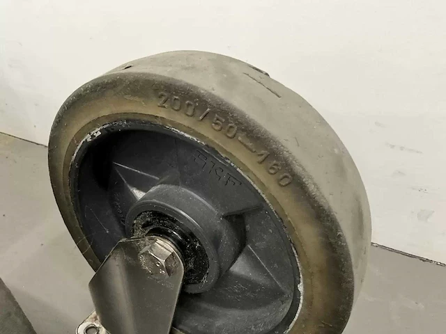 Skf - set zwenk- en bokwielen - afbeelding 5 van  6