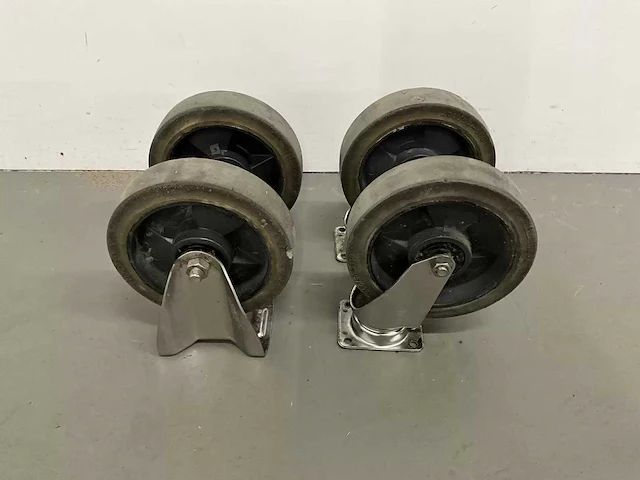 Skf - set zwenk- en bokwielen - afbeelding 6 van  6