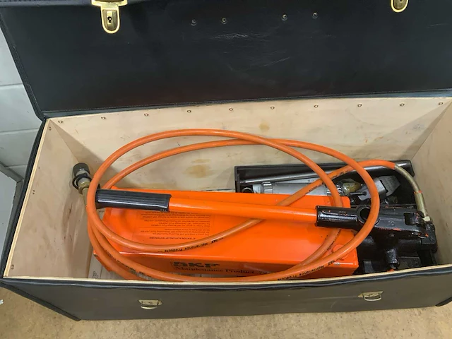 Skf 729122 handpomp t.b.v. smeersysteem - afbeelding 11 van  11