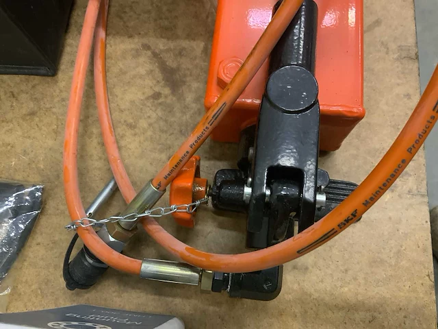 Skf 729122 handpomp t.b.v. smeersysteem - afbeelding 10 van  11