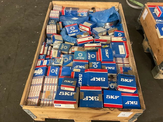 Skf partij diverse lagers - afbeelding 1 van  11