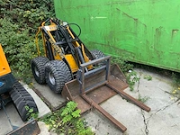 Skidster m 10 schranklader