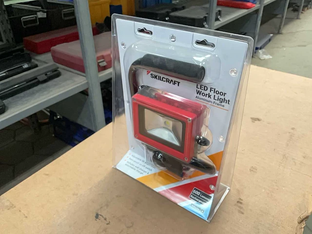 Skilcraft 600 lumens led floor work light (2x) - afbeelding 3 van  5
