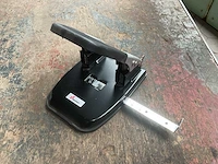 Skilcraft desktop two hole punch (5x) - afbeelding 3 van  6