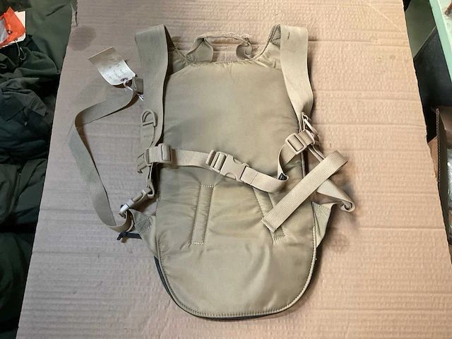 Skilcraft hydration carrier system dessert - afbeelding 2 van  2