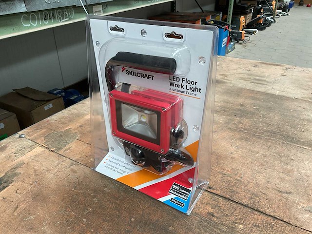 Skilcraft led floor work light - afbeelding 3 van  5