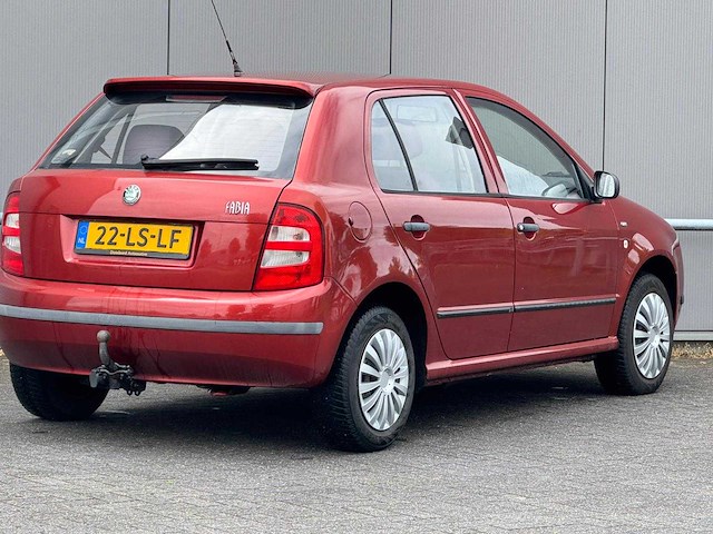 Skoda - 2003 - fabia - 1.4 ambiente - 22-ls-lf - afbeelding 4 van  9