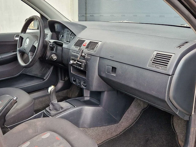 Skoda - 2003 - fabia combi - 1.4-16v creation - 85-lr-lh - afbeelding 9 van  19