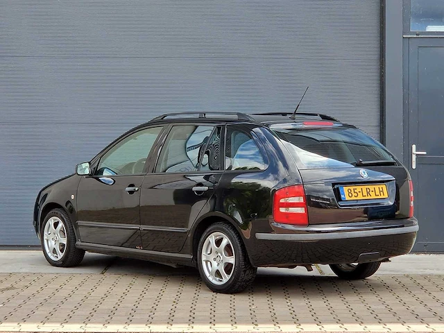 Skoda - 2003 - fabia combi - 1.4-16v creation - 85-lr-lh - afbeelding 13 van  19