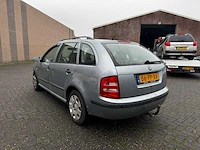 Skoda - 2004 - fabia combi - 1.4-16v tour de fr. - 86-pp-xr - afbeelding 7 van  10
