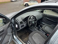 Skoda - 2004 - fabia combi - 1.4-16v tour de fr. - 86-pp-xr - afbeelding 9 van  10