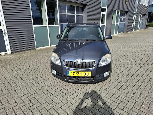 Skoda - 2008 - fabia combi - 1.6-16v sport - 10-zh-xj - afbeelding 5 van  12