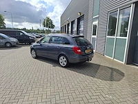 Skoda - 2008 - fabia combi - 1.6-16v sport - 10-zh-xj - afbeelding 9 van  12