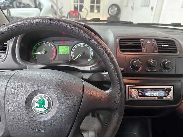 Skoda - fabia - 1.2 classic - h-741-fr - afbeelding 2 van  18