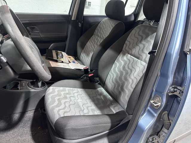 Skoda - fabia - 1.2 classic - h-741-fr - afbeelding 6 van  18