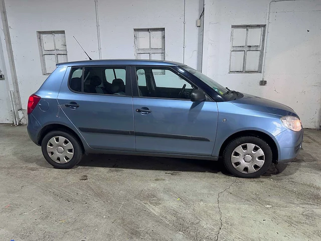 Skoda - fabia - 1.2 classic - h-741-fr - afbeelding 15 van  18