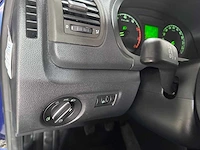Skoda - fabia - 1.2 drive - 69-kvx-4 - afbeelding 3 van  17