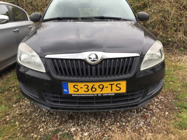 Skoda - fabia - 1.2 go - s-369-ts - afbeelding 11 van  15