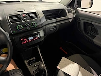 Skoda - fabia - 1.2 plus, 69-hkl-8 - afbeelding 3 van  13