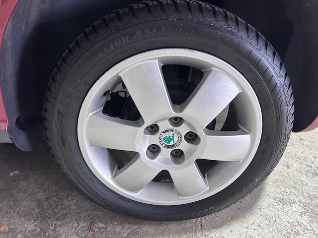 Skoda - fabia - 1.4-16v equipe - 70-sv-sb - afbeelding 9 van  20