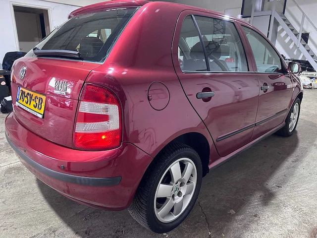 Skoda - fabia - 1.4-16v equipe - 70-sv-sb - afbeelding 16 van  20