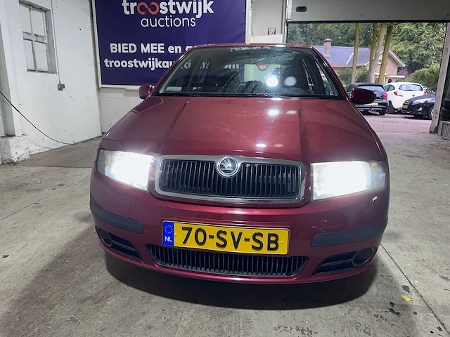 Skoda - fabia - 1.4-16v equipe - 70-sv-sb - afbeelding 18 van  20