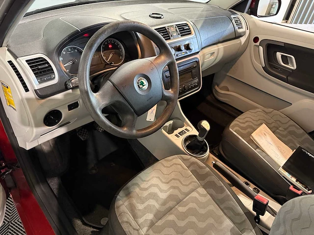 Skoda - fabia combi - 1.2-12v ambiente, 73-hlg-6 - afbeelding 3 van  16