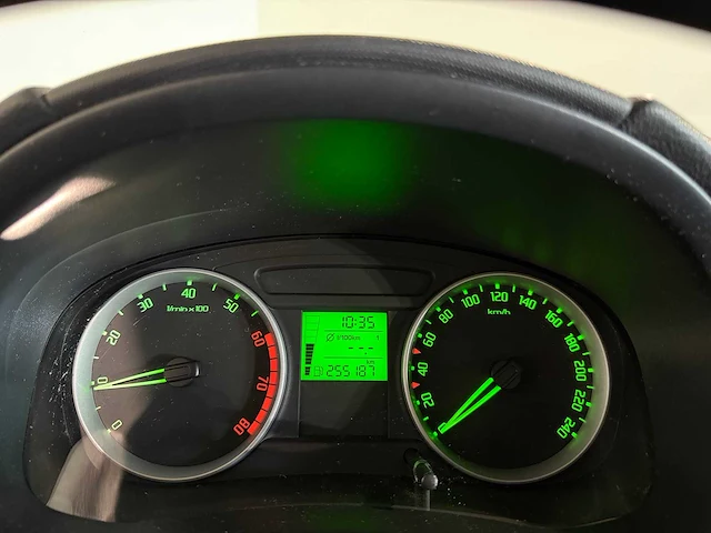Skoda - fabia combi - 1.2-12v ambiente, 73-hlg-6 - afbeelding 4 van  16