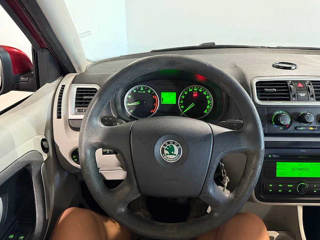 Skoda - fabia combi - 1.2-12v ambiente, 73-hlg-6 - afbeelding 5 van  16